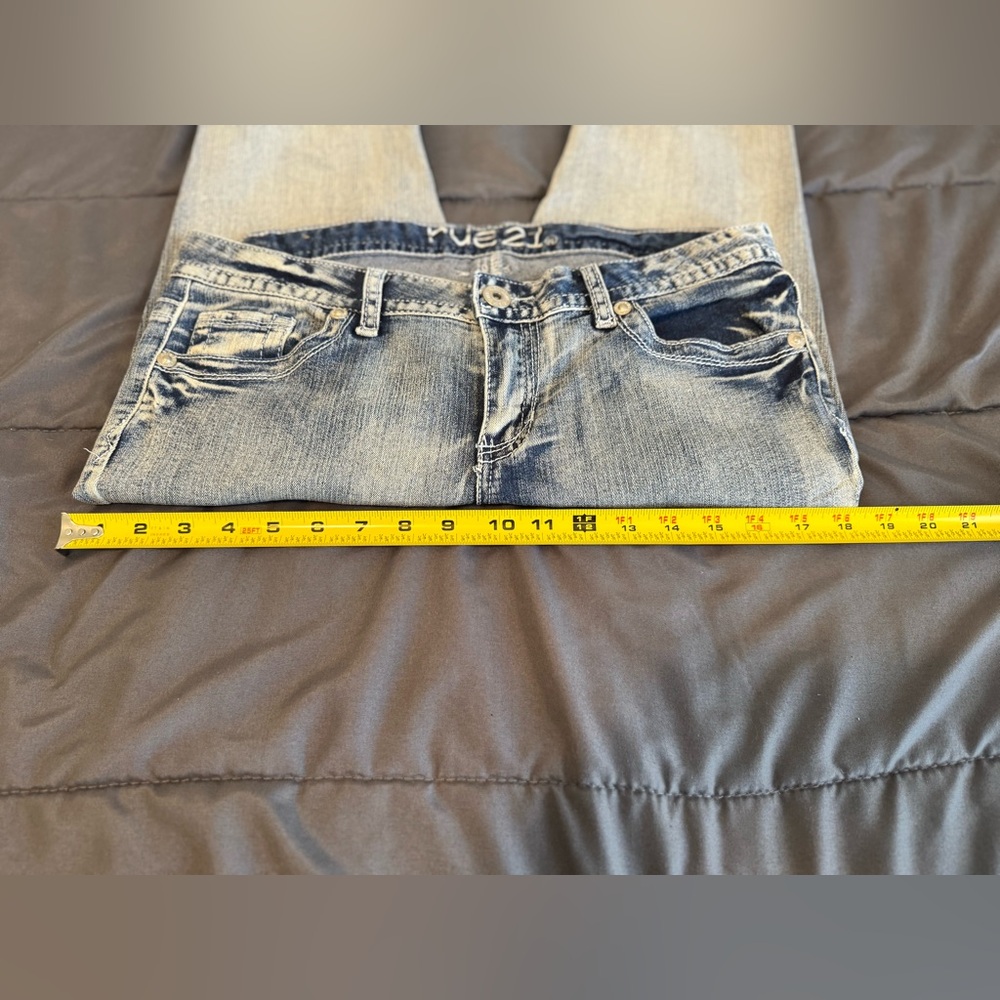 Rue21 Woman’s 11/12 Mid-Rise Skinny Jeans! - Picture 5 of 9
